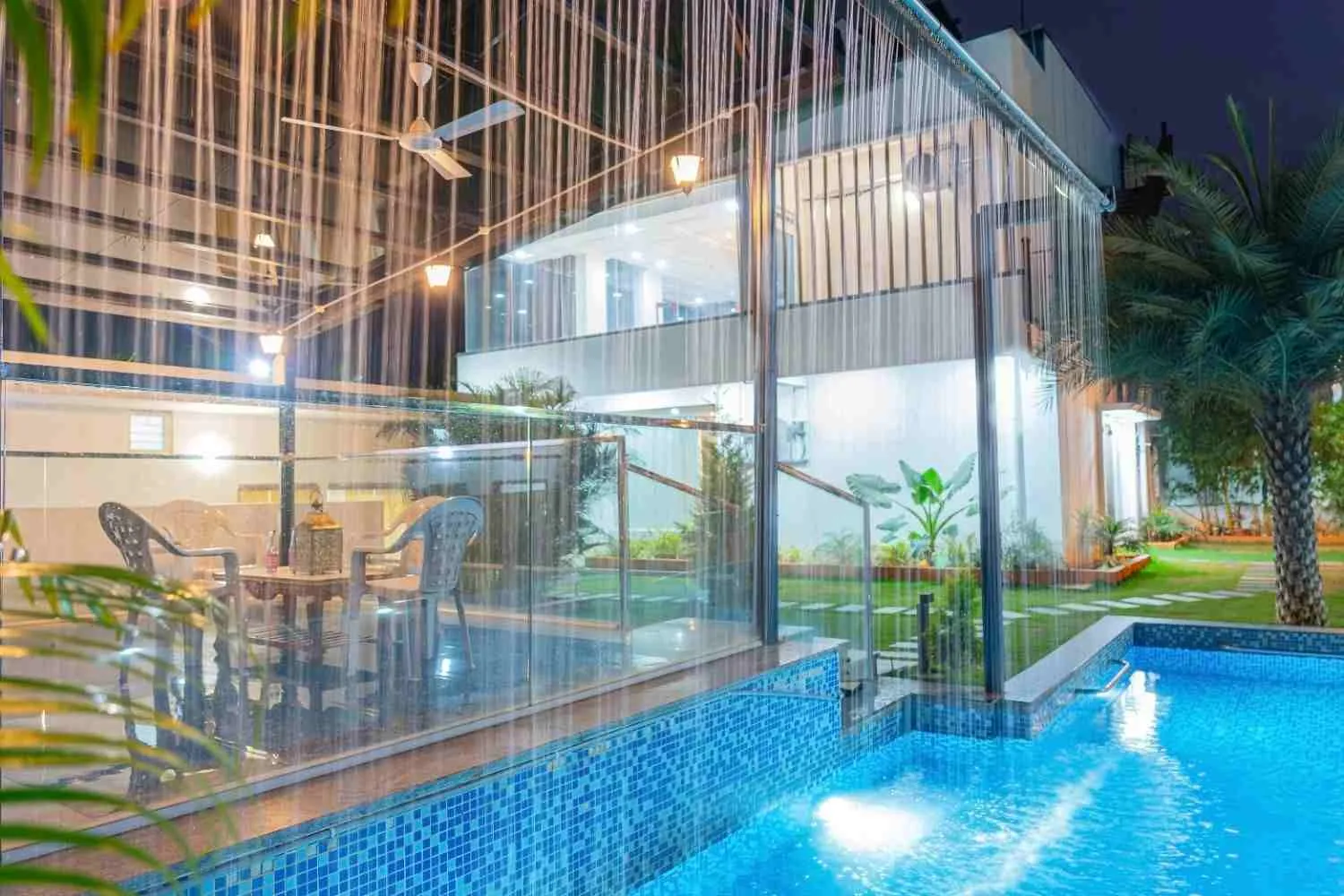 Water Curtain Pool